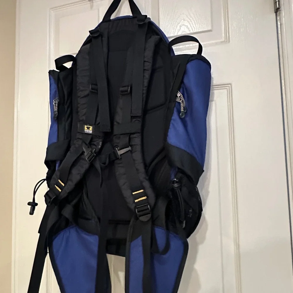 Mountainsmith Hiking Backpack Blue Black Outdoor Daypack Travel Bag
